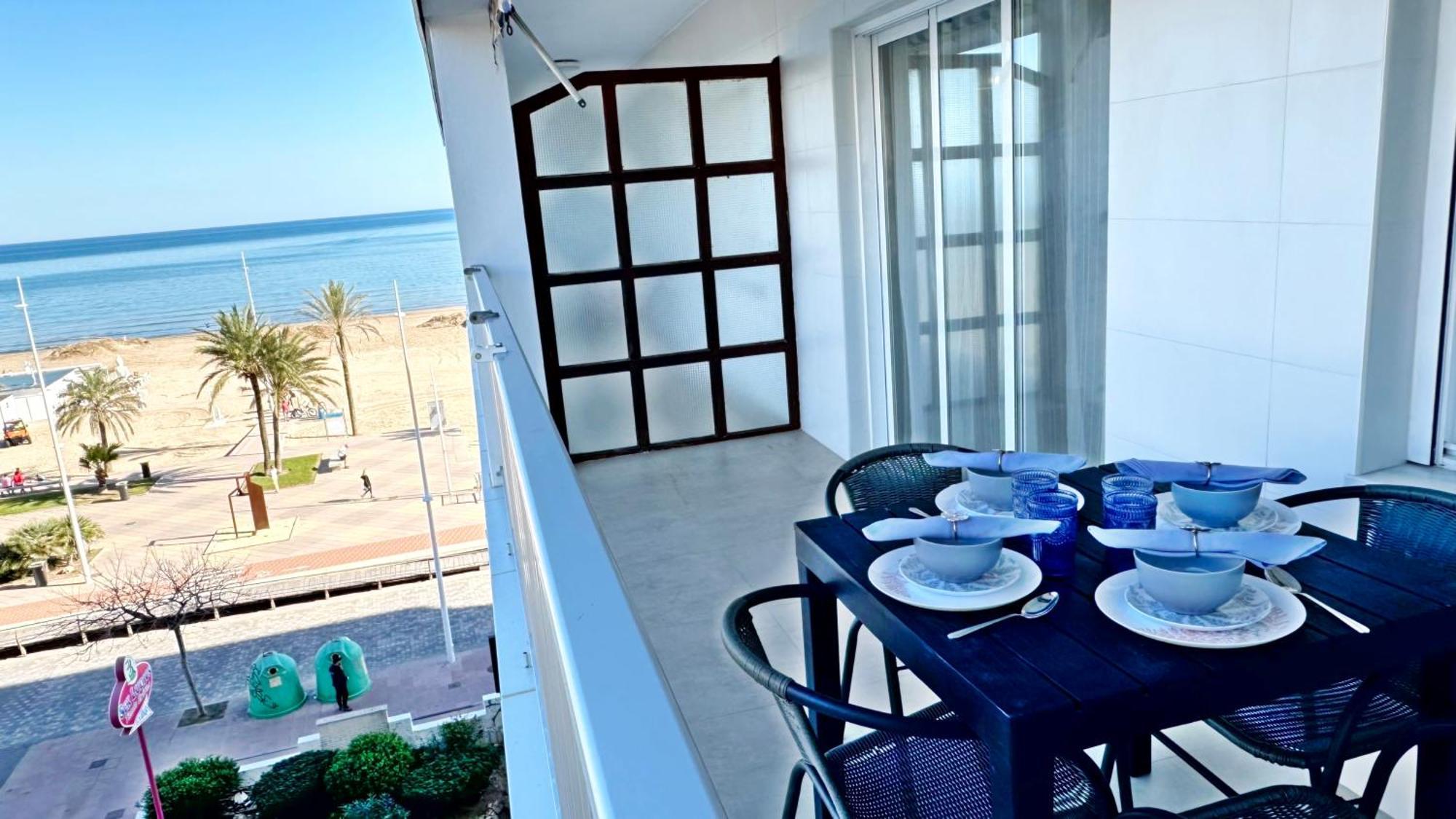 Bonaire Celeste 11 - Frente A La Playa - Solo Familias Apartment Playa de Gandia